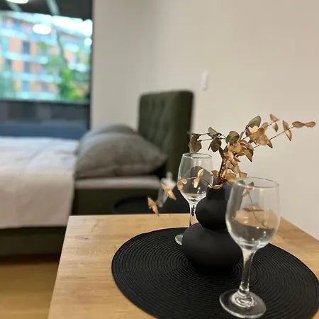 Ar Bali Wood Apartment *
